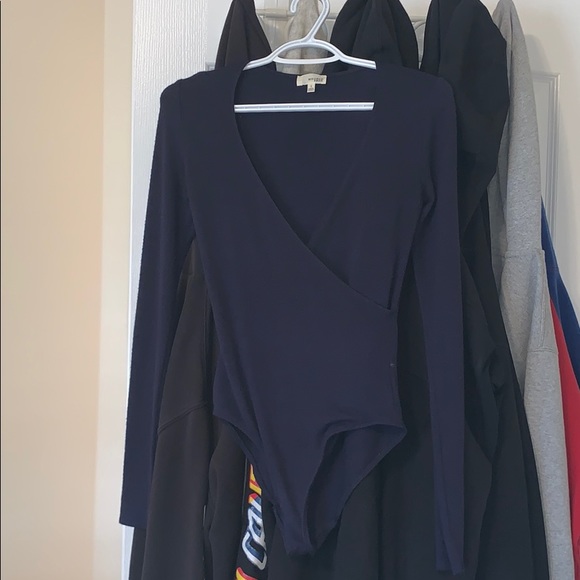 WILFRED Hari bodysuit - Picture 3 of 4